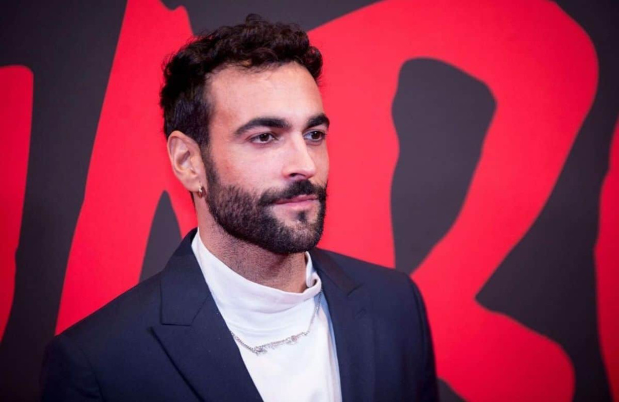 Marco Mengoni: fidanzato, vita privata e canzoni del cantante in gara a Sanremo 2023