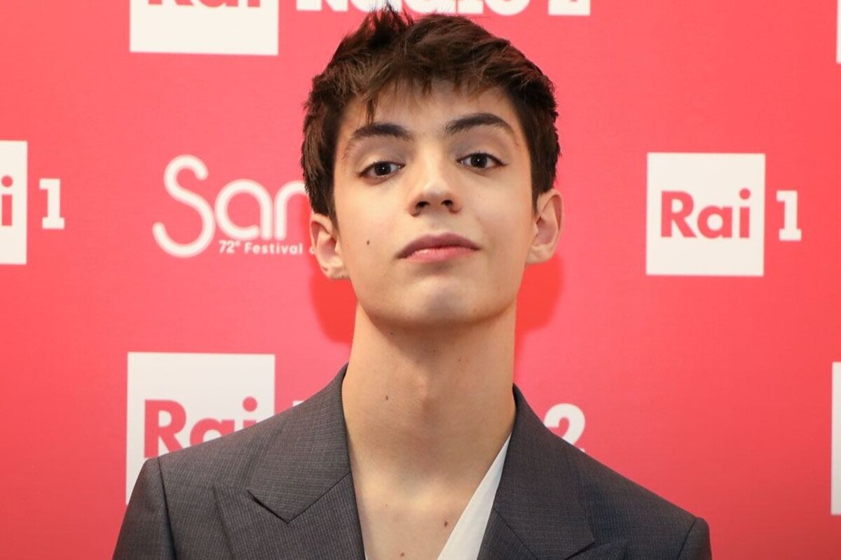 Matteo Romano, chi è? Età, fidanzata, canzoni e vita privata del cantante di Tik Tok