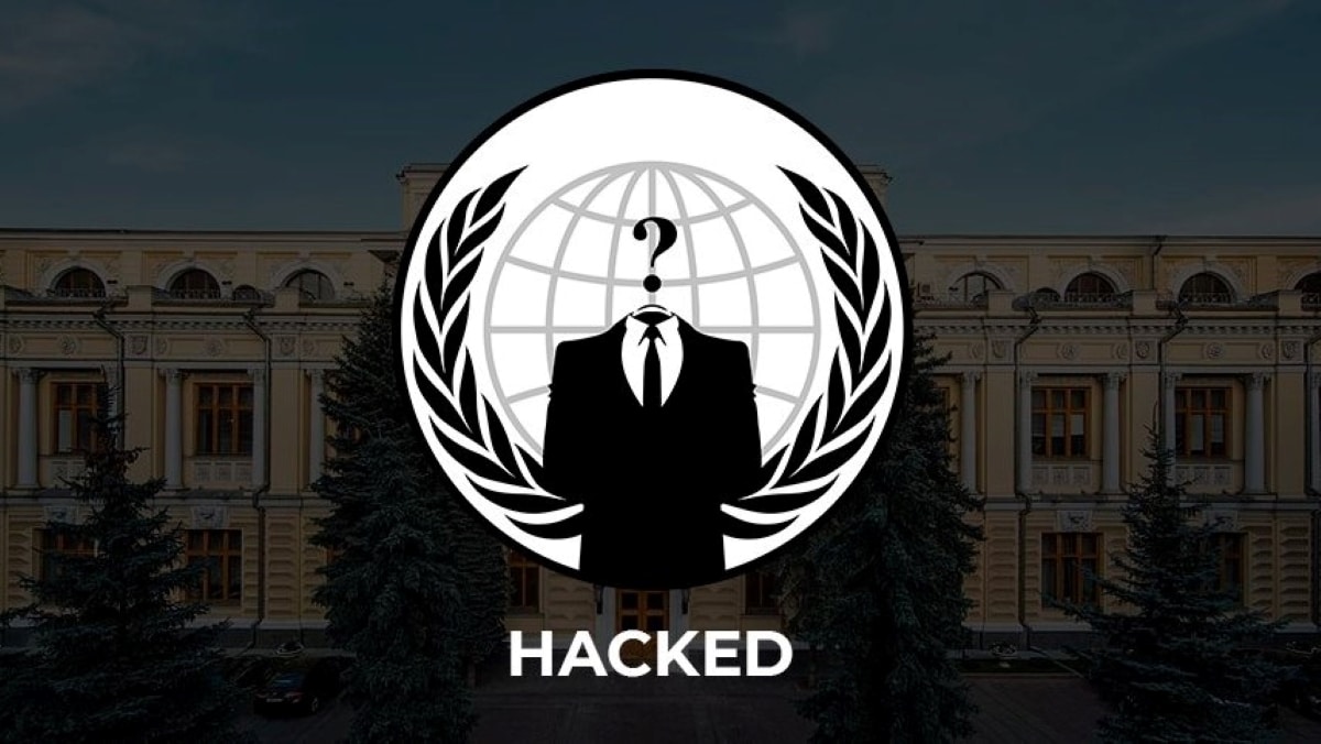 Anonymous hackera la Banca centrale russa. Tra 48 ore renderà pubblici 35.000 file contenenti accordi segreti