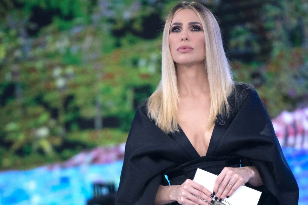 Ilary Blasi: chi è il suo ex fidanzato, la verità sul suo divorzio con Totti e il rapporto con i figli