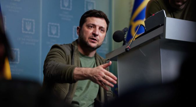 IL PRESIDENTE UCRAINO ZELENSKY CONVERSA CON LA STAMPA INTERNAZIONALE