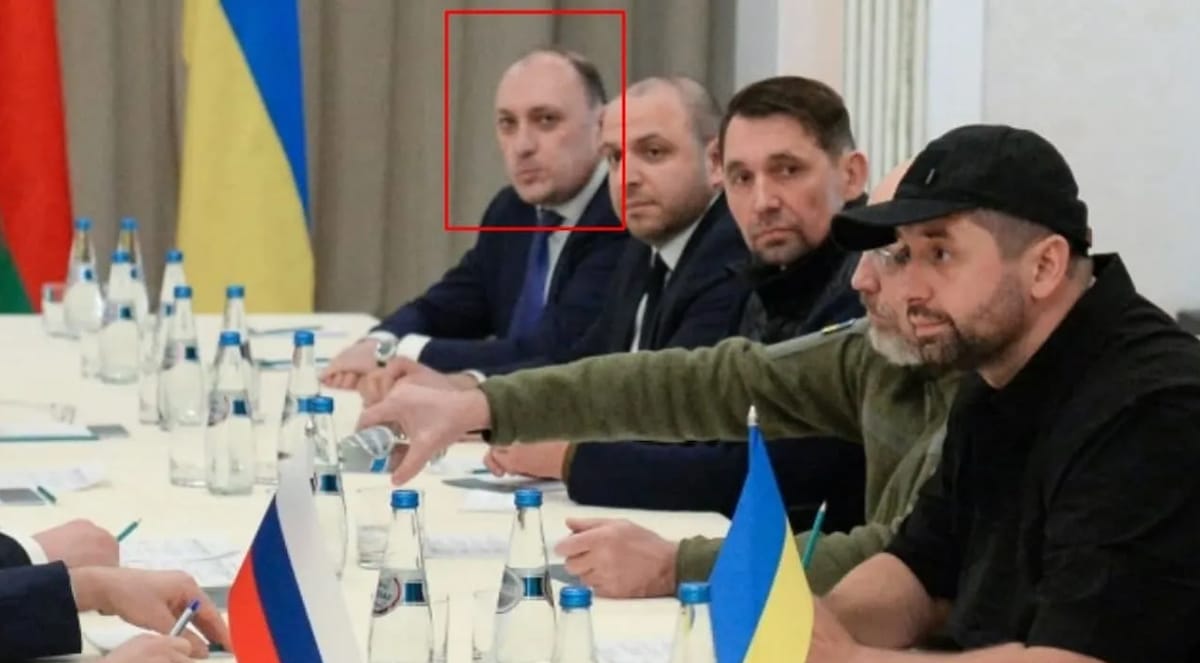 Gli 007 ucraini uccidono uno dei negoziatori. Il banchiere Denis Kireev era sospettato di tradimento