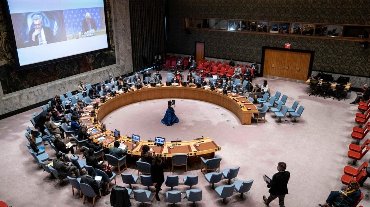Approvata la risoluzione Onu contro l’invasione in Ucraina. “Mosca cessi immediatamente le ostilità”. Solo la Russia e altri 4 Paesi hanno votato contro. La Cina si è astenuta
