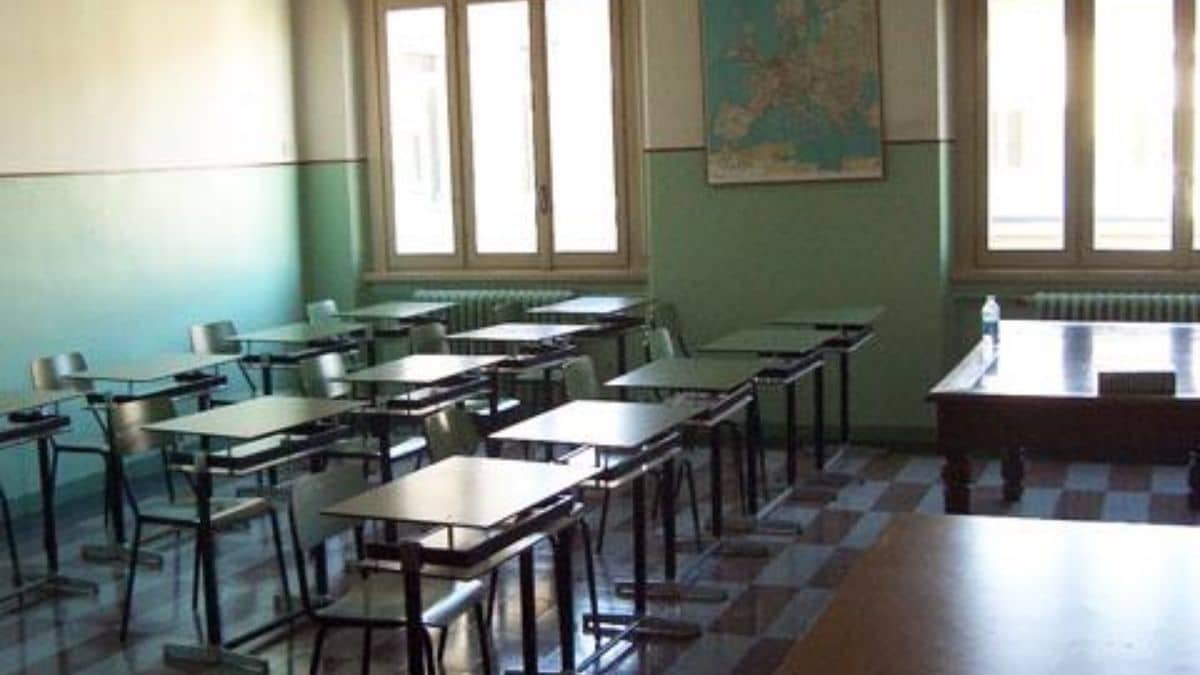 Le scuole italiane cadono a pezzi: 61 crolli in un anno, è record