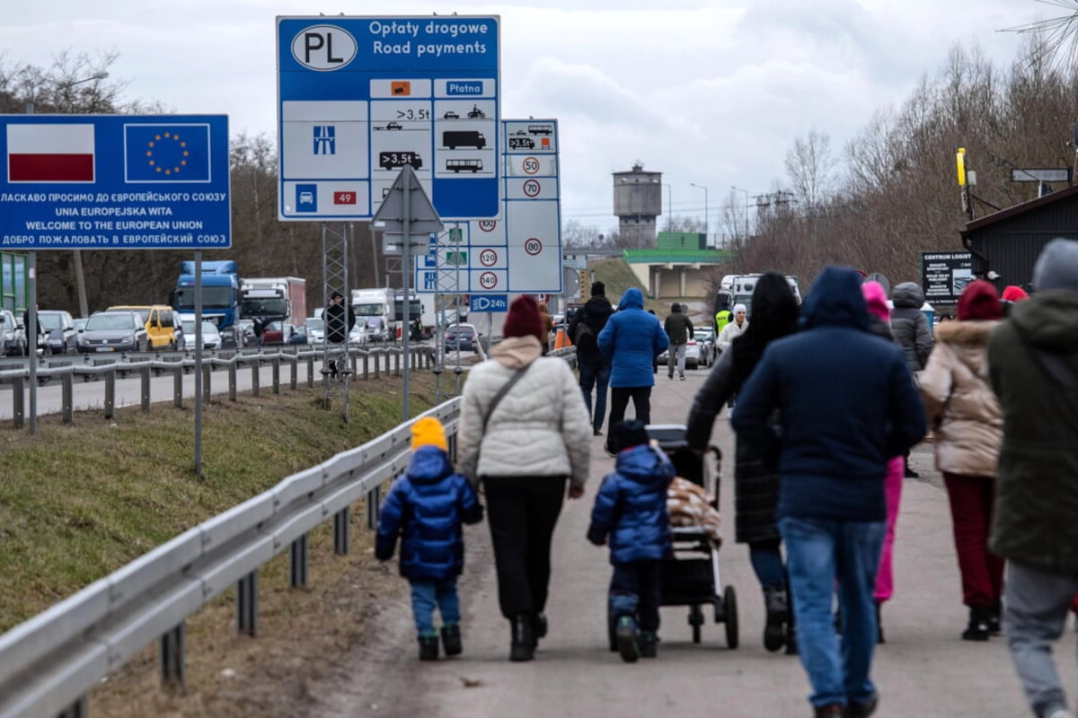 Profughi dall’Ucraina, un milione di disperati in fuga: l’Italia ne ospiterà 800 mila. L’UE garantirà la protezione internazionale per un anno