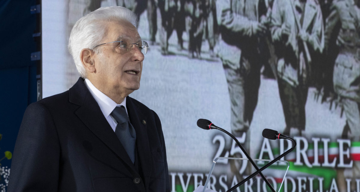 Festa della Liberazione, Mattarella: “Resistenza è opporsi a un’invasione. Questa deriva di guerra va fermata subito”