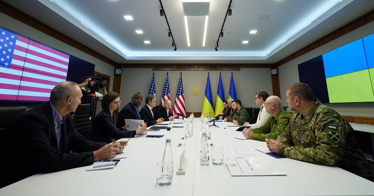 La guerra in Ucraina non si ferma. È allarme in diverse regioni. Washington ribadisce il proprio sostegno a Kiev