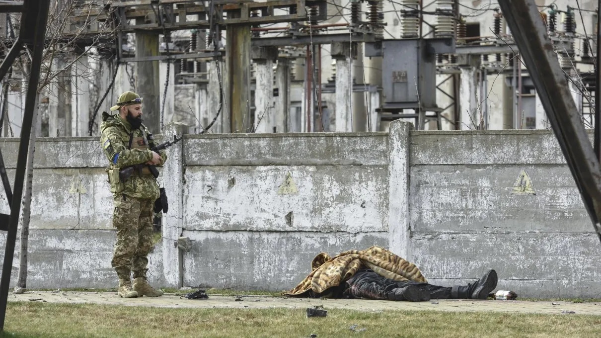Guerra in Ucraina, ecco la galleria degli orrori russi | LA NOTIZIA