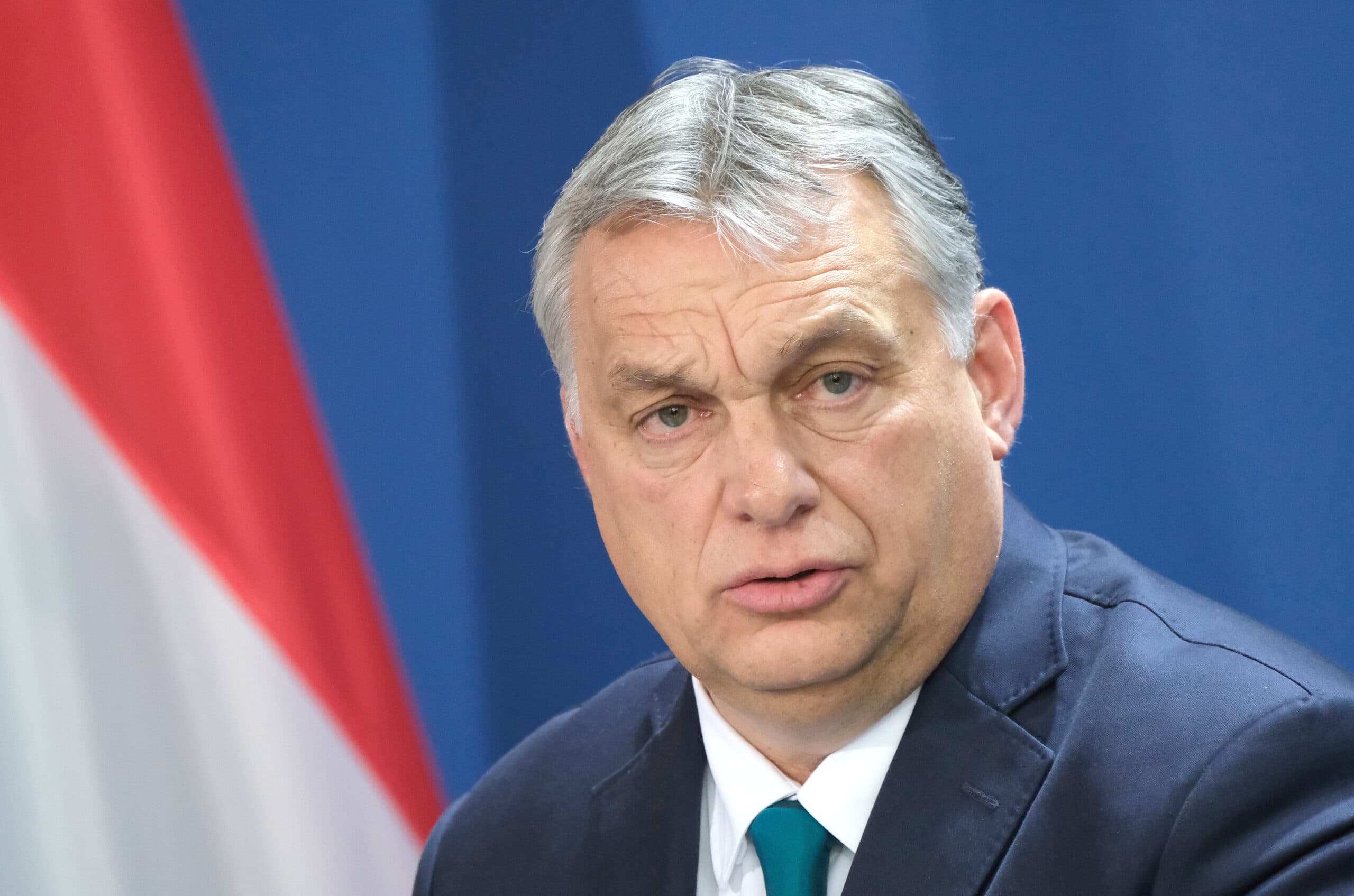 L’ultima follia di Orbán: marciare su Bruxelles