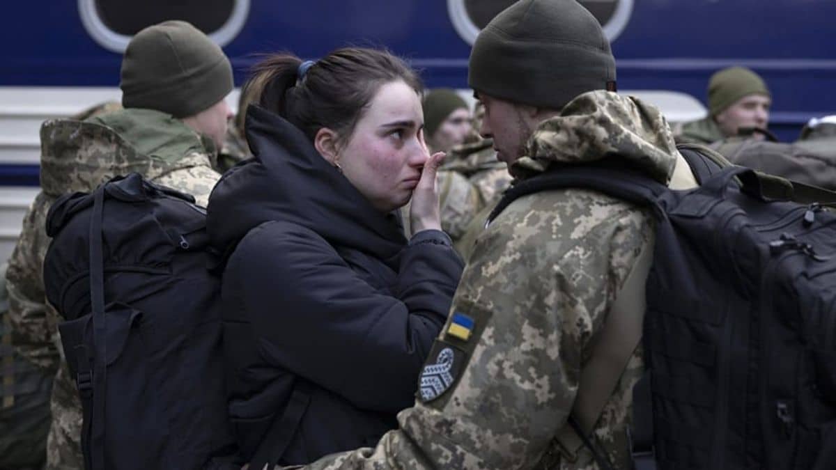 Perché le donne ucraine violentate dai russi non possono abortire in Polonia?