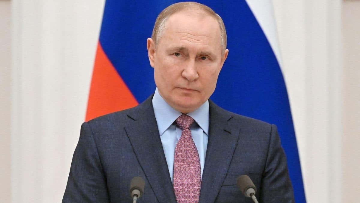 Putin minaccia il mondo: “Il nuovo missile balistico intercontinentale farà riflettere chi ci ostacola”
