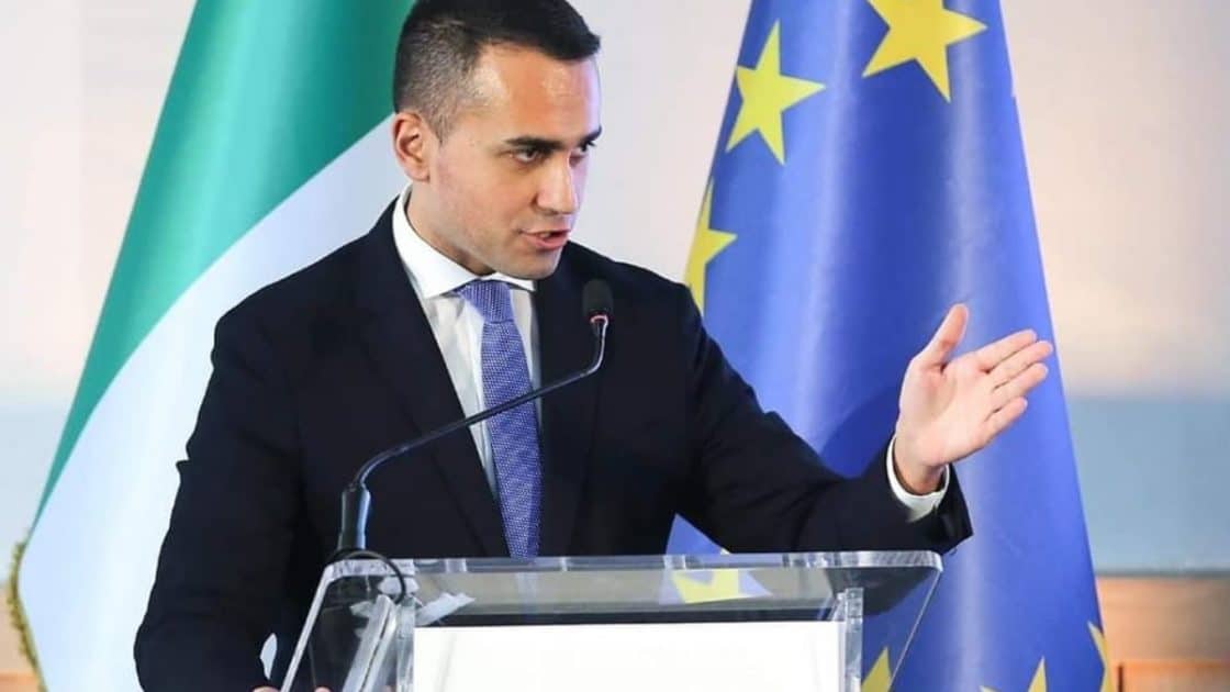 Chi sono i diplomatici russi espulsi dall'Italia