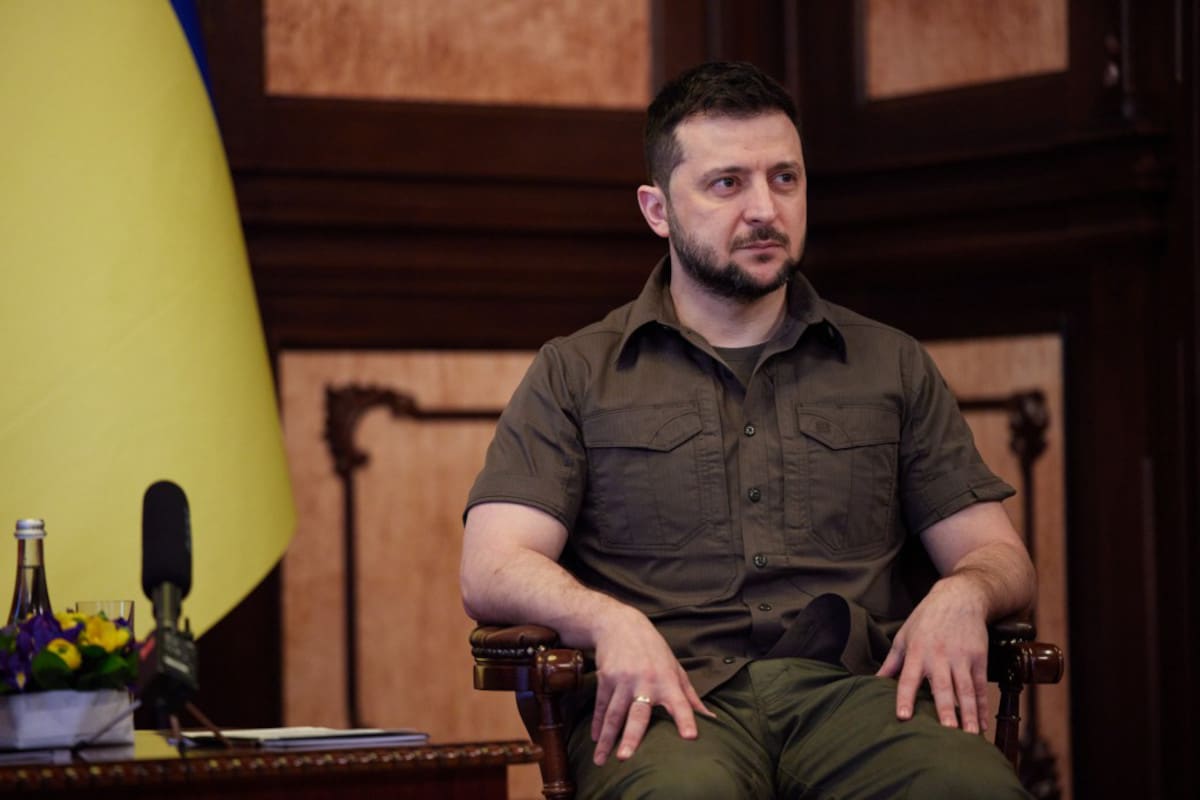 Guerra in Ucraina, morti 225 bambini dall’inizio del conflitto. Zelensky: “La Russia come i nazisti”