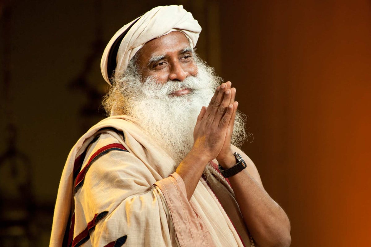 Sadhguru, chi è il guru indiano? Età, vero nome, moglie, meditazione