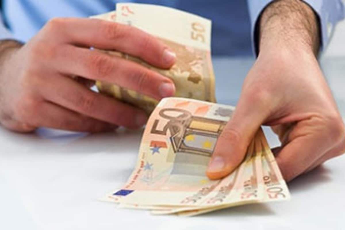 Bonus 200 euro pensionati e dipendenti pubblici: come sono cambiate le regole per ottenerlo?