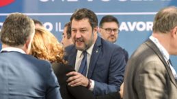 Salvini vorrebbe volare a Mosca, ma anche a Kiev