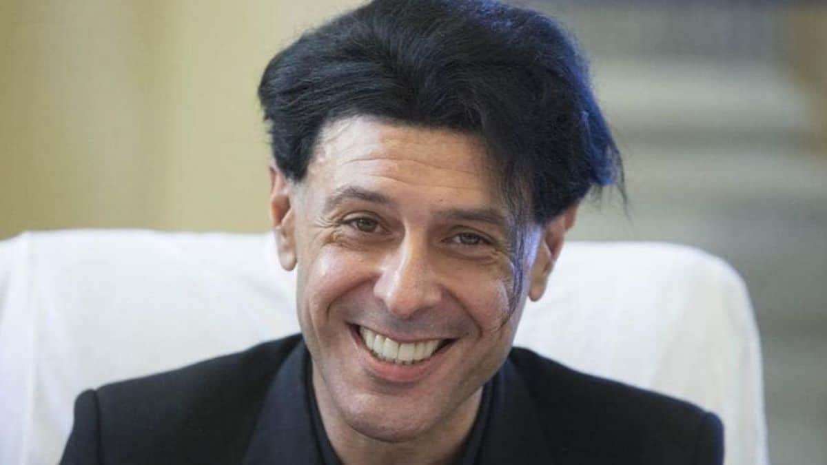Ezio Bosso, chi era il compositore: moglie, figlia, malattia e il film “Ezio Bosso: Le Cose che Restano”