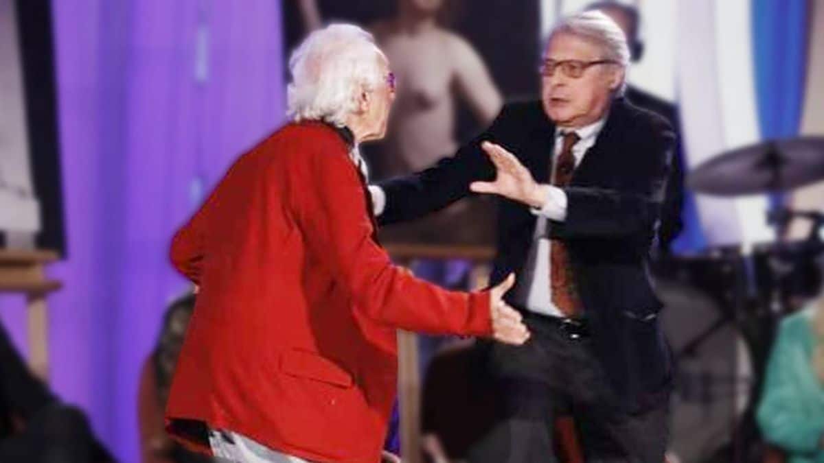 Sgarbi vs Mughini al Maurizio Costanzo Show: spunta il video della rissa