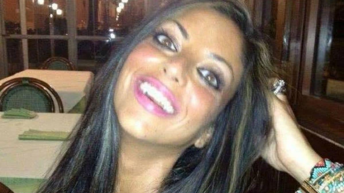 Tiziana Cantone, chi era la donna morta suicida: di nuovo on line il video con parole orribili