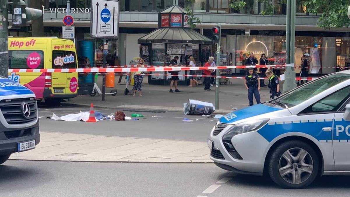 Auto piomba sulla folla a Berlino. Un morto e oltre 30 i feriti