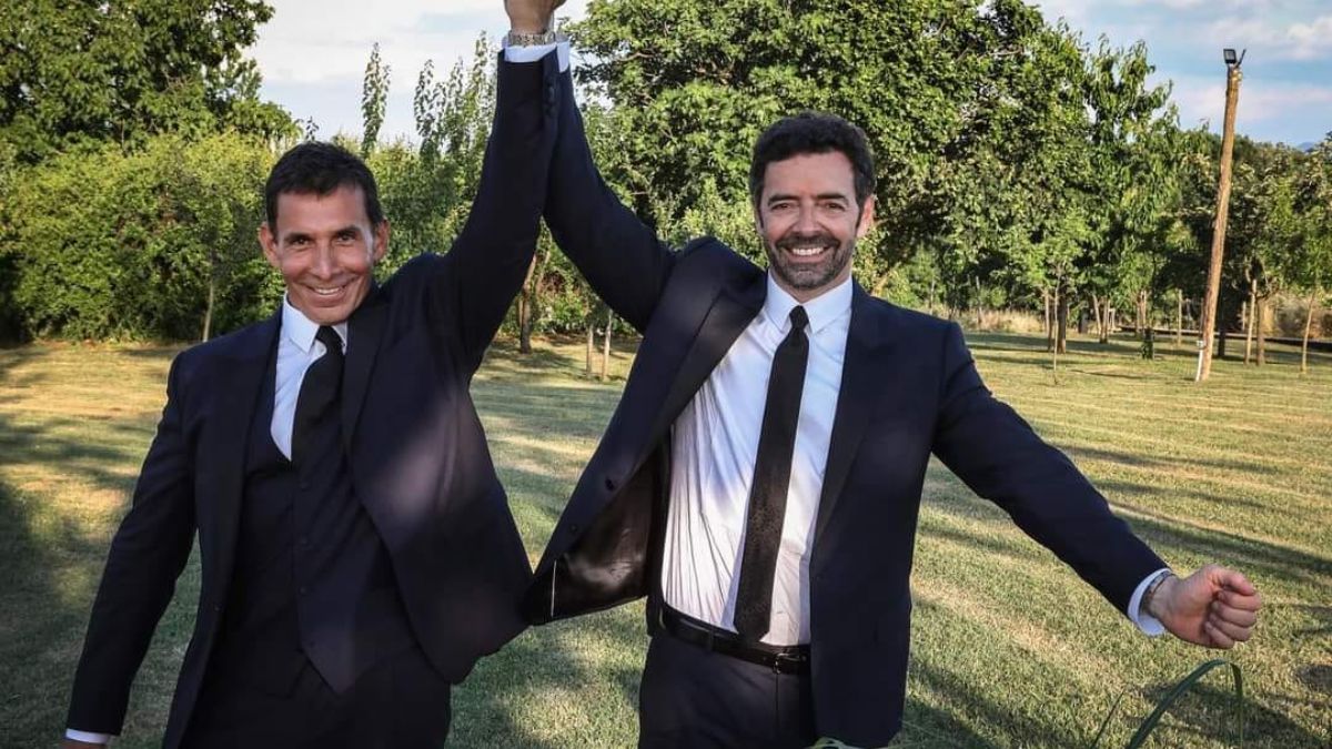 Alberto Matano e Riccardo Mannino sposi: le nozze e gli invitati vip del matrimonio