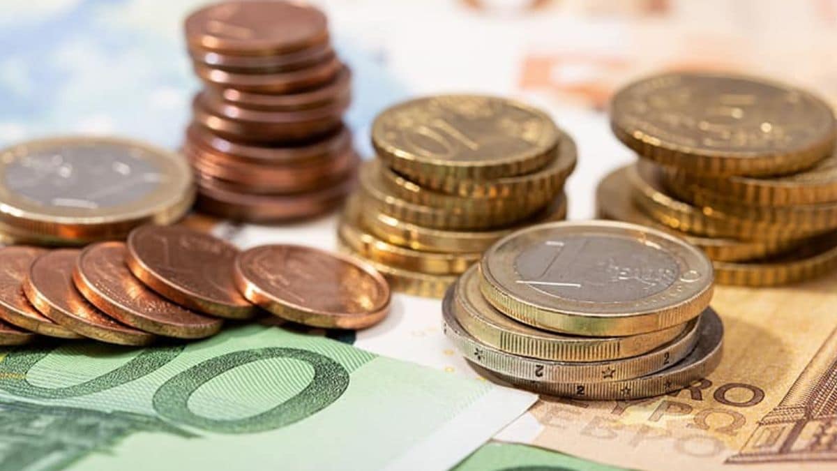 Salario minimo a 9 euro, le opposizioni vicine all’accordo su un testo unico