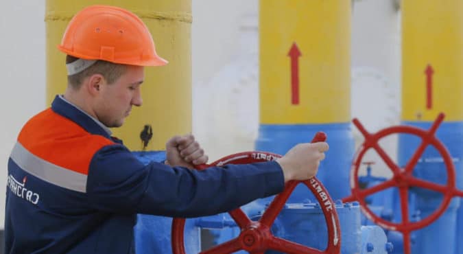 Gazprom taglia forniture di gas all’Italia, Eni comunica riduzione dei flussi di gas del 15%