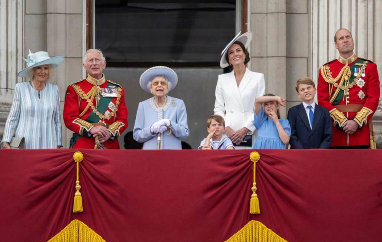 Giubileo di Platino per i 70 anni di regno della regina Elisabetta II: cos’è e perché la sovrana non sarà alla messa di St Paul