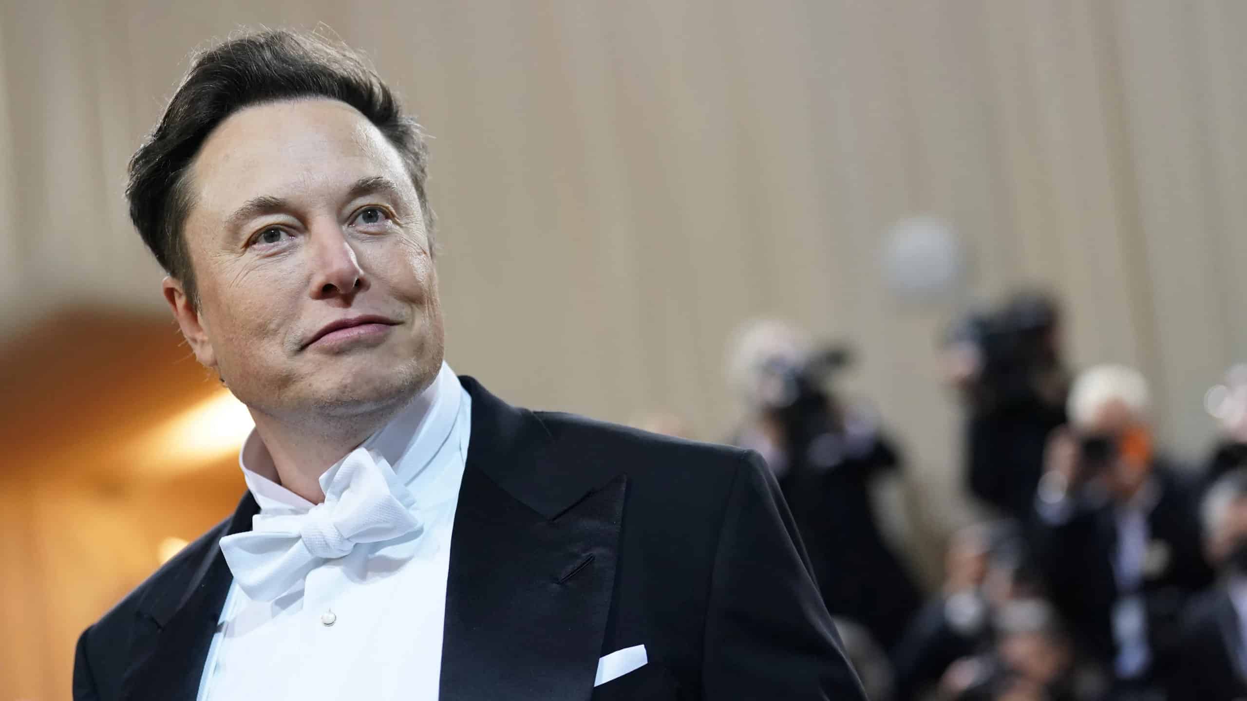 Twitter fa causa a Elon Musk, la società tenta di costringere il fondatore di Tesla a rispettare l’accordo da 44 miliardi