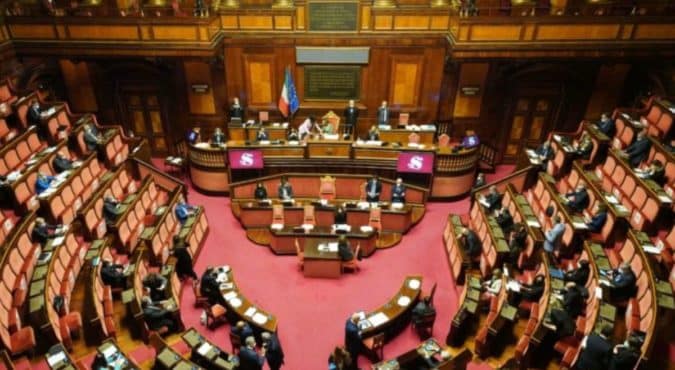 Senato, novità previste nel regolamento linguistico: verso la parità di genere con “senatrice” e “ministra”