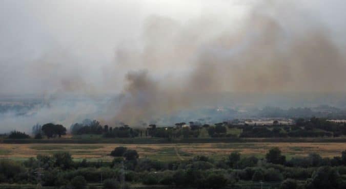 Lazio, nelle ultime 24 ore 100 incendi. La Coldiretti lancia l’allarme: “Roghi triplicati nel 2022”