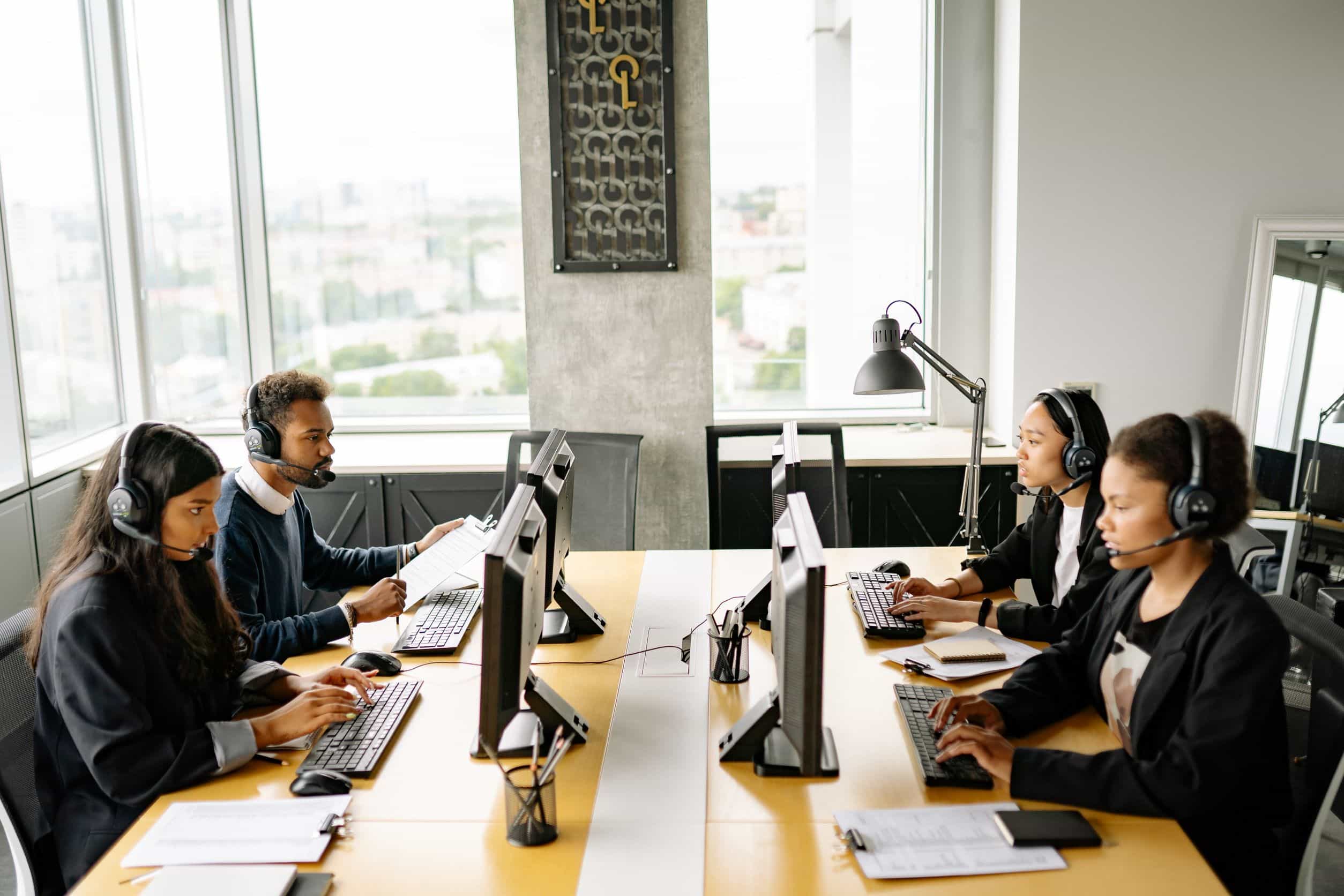 Bloccare le chiamate dei call center sui cellulari, in arrivo il registro pubblico delle opposizioni: cos’è e come iscriversi