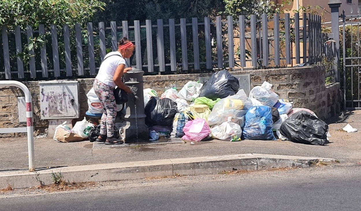 Tempo scaduto sui rifiuti di Roma. Tradita l’ennesima promessa