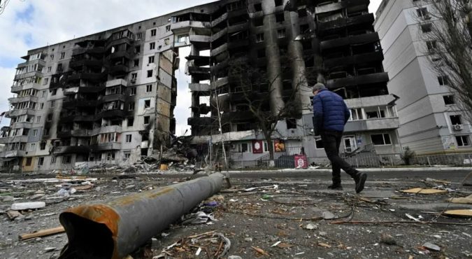 Ucraina, ancora bombardamenti a Odessa. Kiev: “Mosca ha perso il 30% delle truppe d’élite dall’inizio del conflitto”
