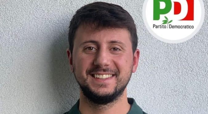 Raffaele La Regina rinuncia alla candidatura con il Pd dopo le polemiche su alcuni suoi post contro Israele