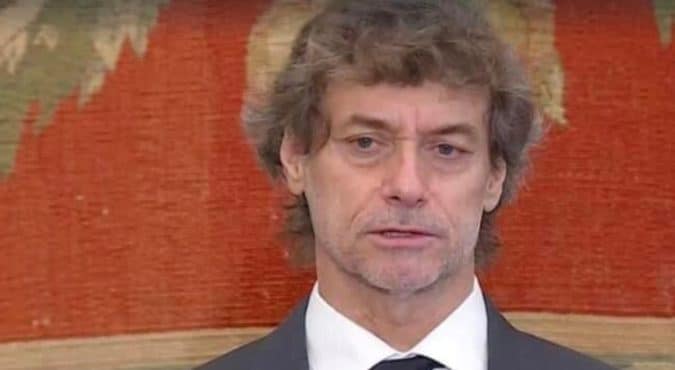 Alberto Angela, il discorso per il papà alla camera ardente e i funerali in forma laica