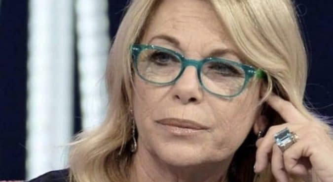 Elezioni, Rita Dalla Chiesa si candida con Forza Italia in Puglia e viene sommersa dagli insulti sui social