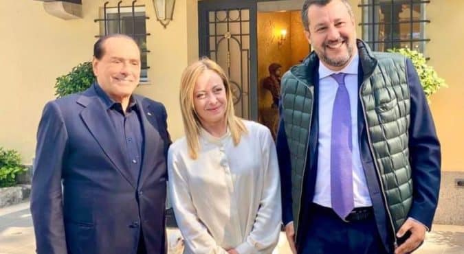 Elezioni, centrodestra: la scelta sui candidati con Berlusconi che correrà a Monza. Il cavaliere attacca il Pd e parla ancora di giustizia