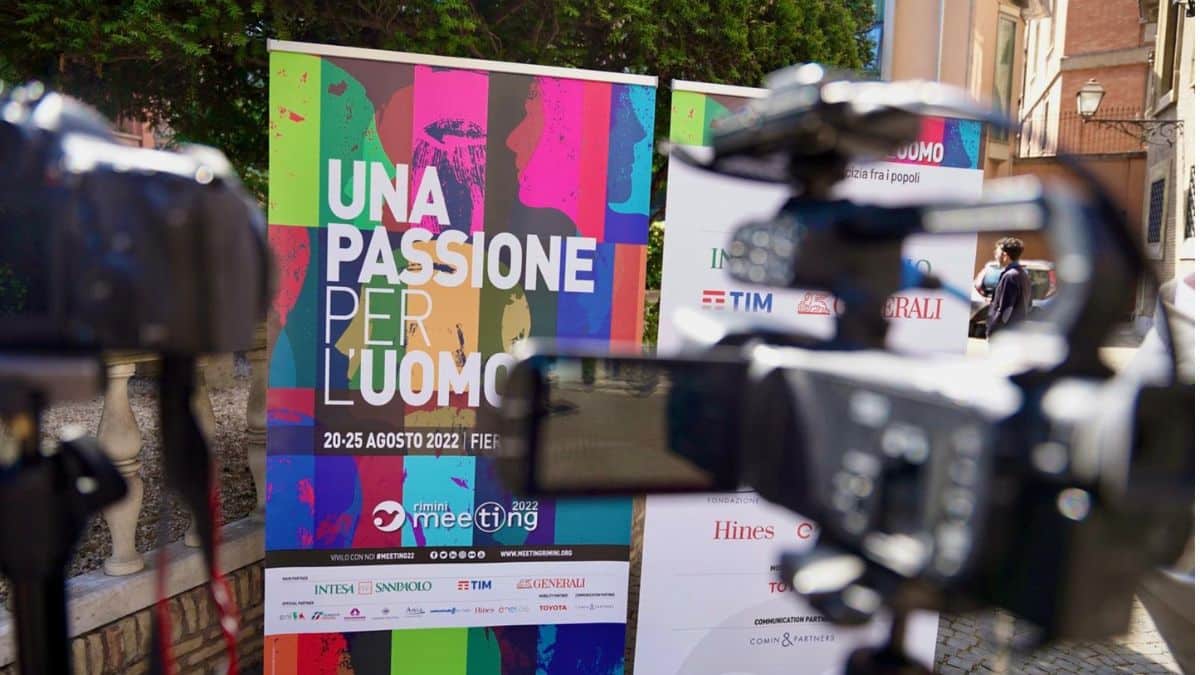 Meeting di Rimini 2022, primo grande confronto politico in vista del 25 settembre: temi e dichiarazioni dei leader dei partiti