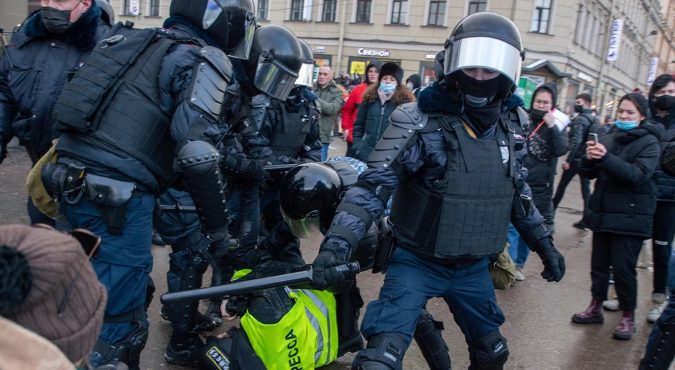 Proteste contro la mobilitazione parziale, oltre 100 arresti in Russia