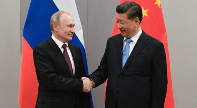 Putin e Xi Jinping si incontrano in un vertice a Samarcanda. Nuovi tagli del gas all’Europa decisi dallo Zar