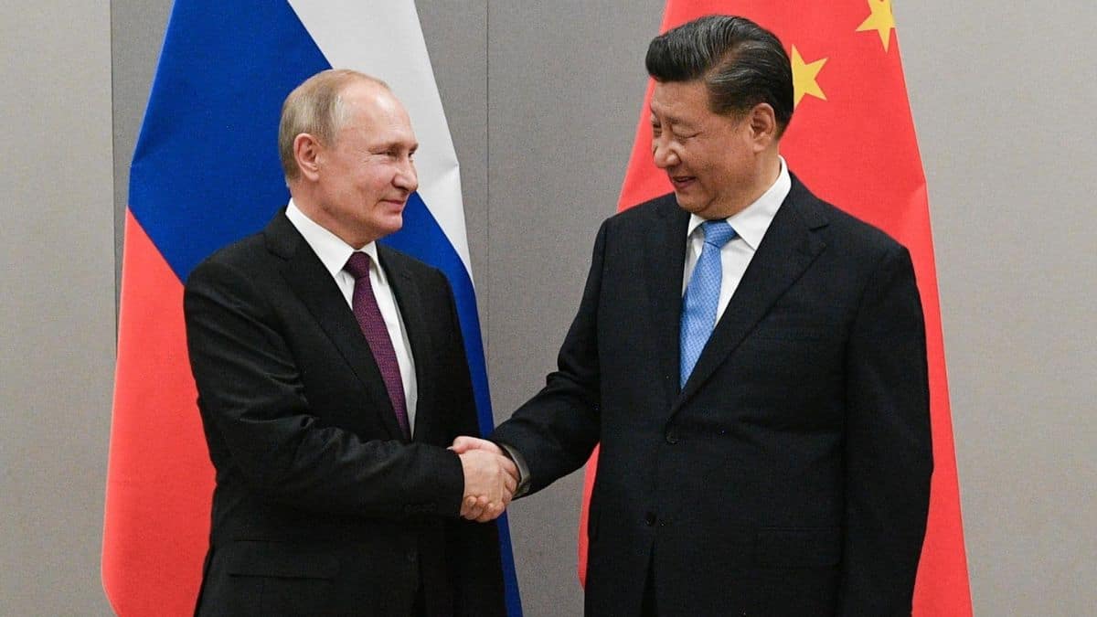 Putin e Xi Jinping si incontrano in un vertice a Samarcanda. Nuovi tagli del gas all’Europa decisi dallo Zar