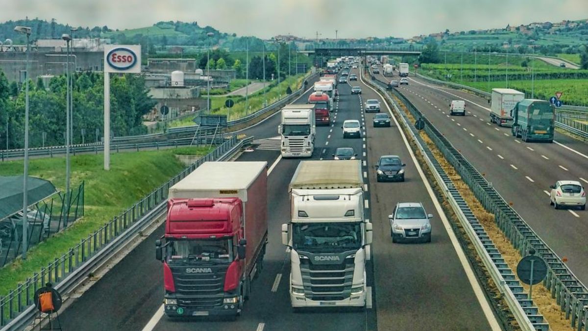 Bonus carburante per autotrasportatori: requisiti e come richiedere l’agevolazione