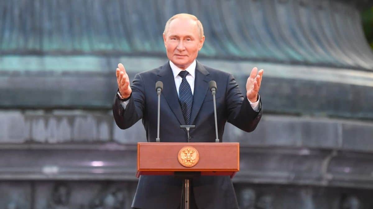 L’ultimo sfregio di Putin all’Occidente. Dopo la farsa dei referendum, lo zar annuncia l’annessione alla Russia di quattro regioni ucraine e scatena l’ira di Bruxelles