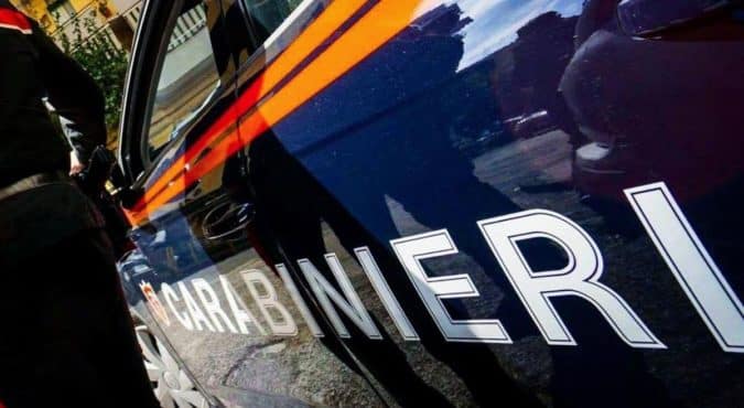 Gragnano, carabiniere contro i genitori del 13enne bullizzato: il suo post duro su Linkedin