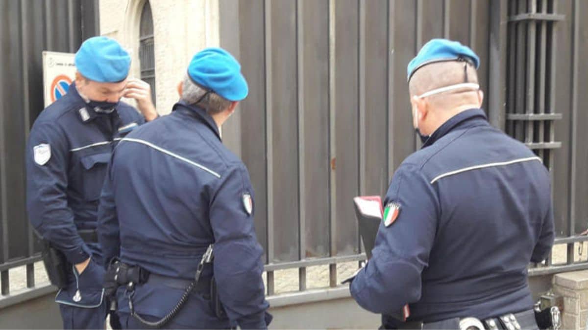 Cappellano del carcere di Enna è stato arrestato: portava droga a un detenuto