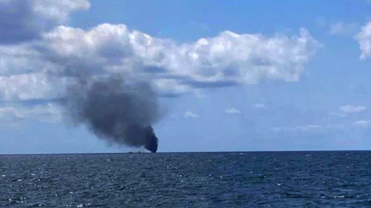 Migranti, incendio su un barcone a largo di Lampedusa: due bambini sono morti