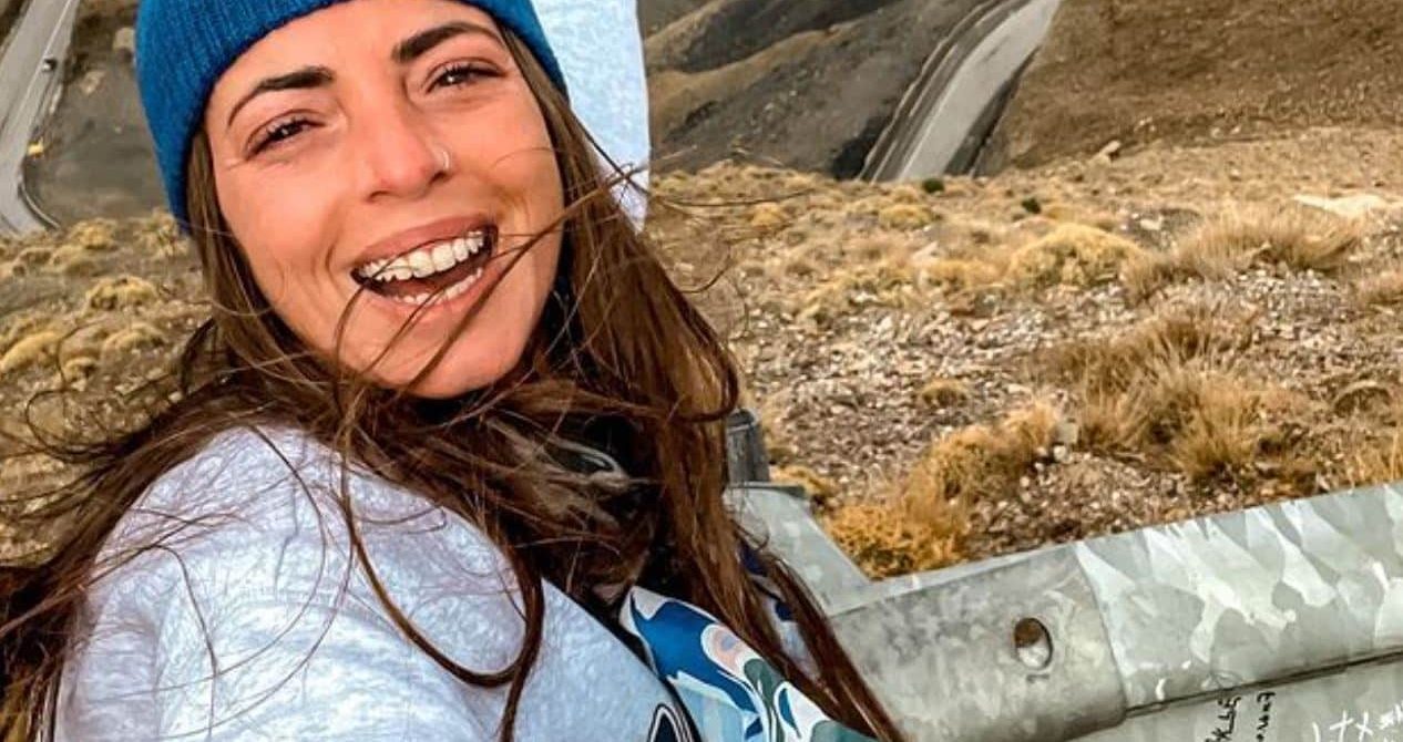 Alessia Piperno, chi è la travel blogger finita nel mirino degli haters sui social: dai viaggi all’arresto in Iran