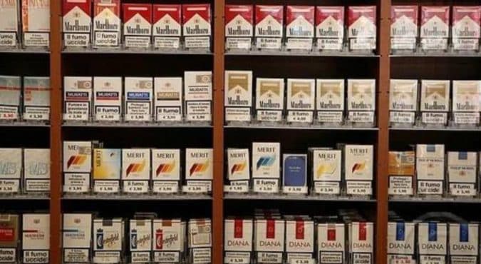 Aumento sulle sigarette sui pacchetti da 20: come cambiano le accise e quando entrano in vigore