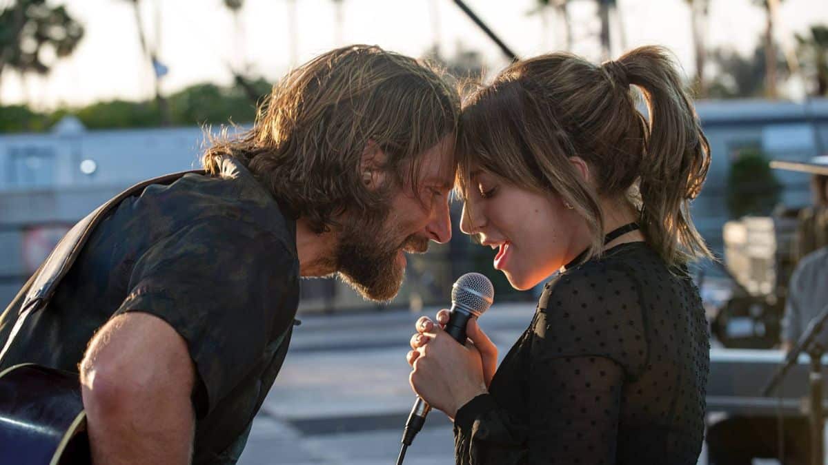 A Star is Born: trama, cast, storia vera, curiosità e canzoni del film con Bradley Cooper e Lady Gaga